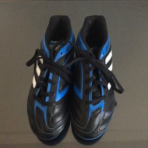 Adidas soccer cleats NEW boys size 2.5 youth